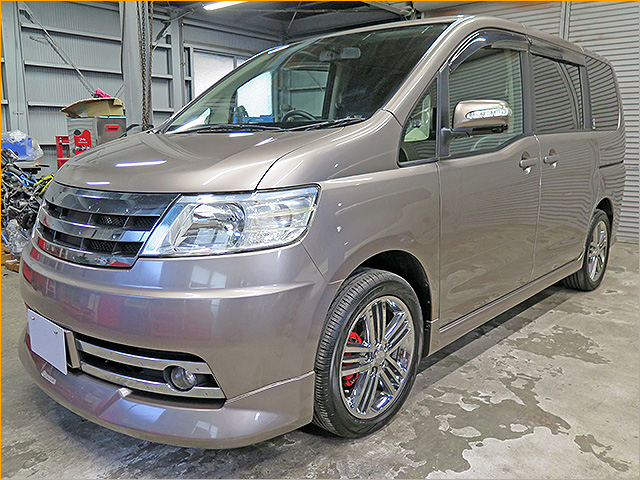 セレナ　2.0ライダーS 4WD